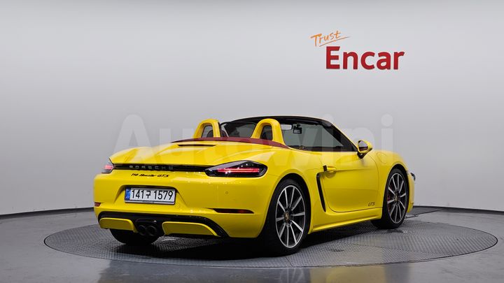 Porsche 718