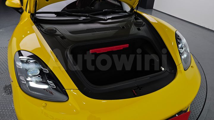 Porsche 718