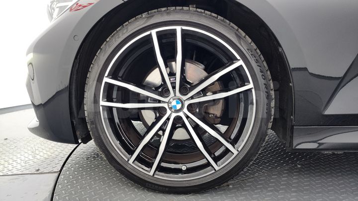 BMW 3 Series 2022 — 4