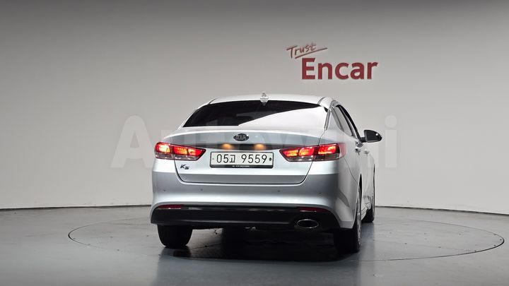 Kia K5 2018 — 4