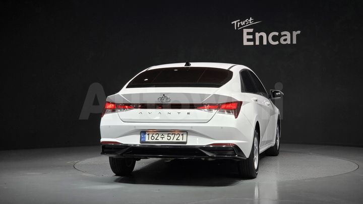 Hyundai Avante 2021 — 4