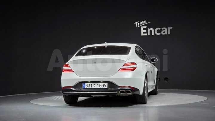 Genesis G70 2022 — 4