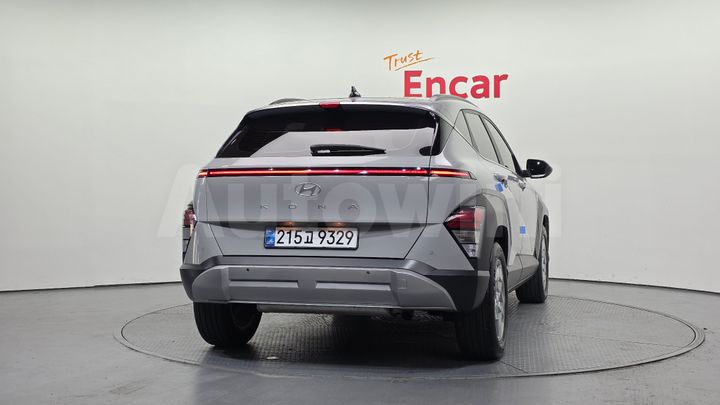 Hyundai Kona 2023 — 4