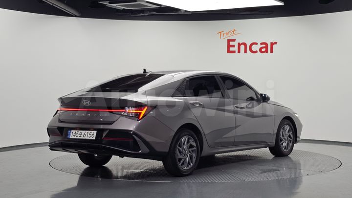 Hyundai Avante 2024 — 2