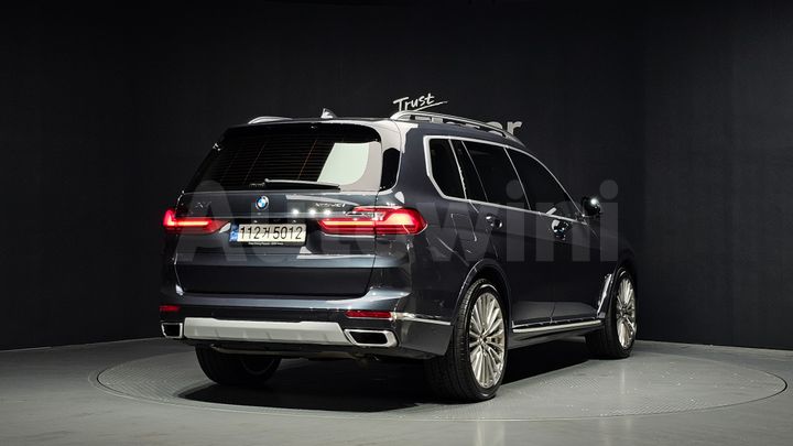 BMW X7 2022 — 2