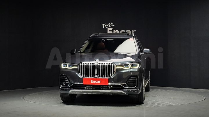 BMW X7 2022 — 3
