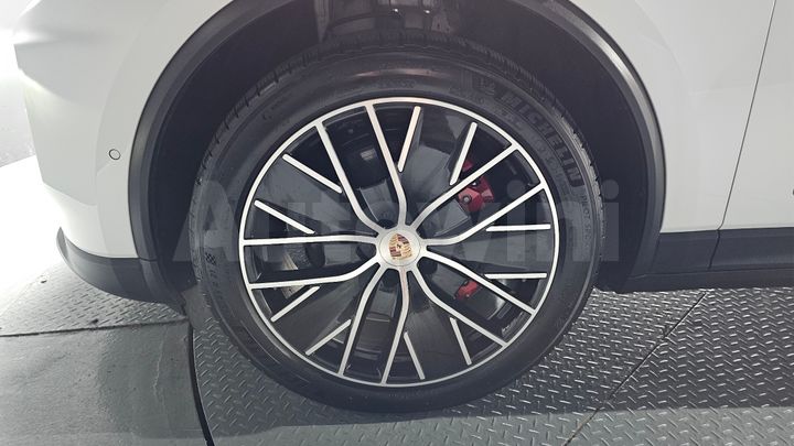 Porsche Macan 2025 — 5