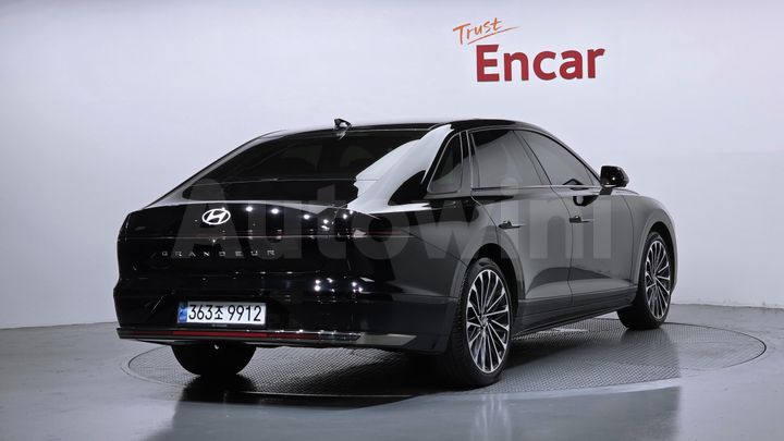 Hyundai Grandeur 2025 — 2