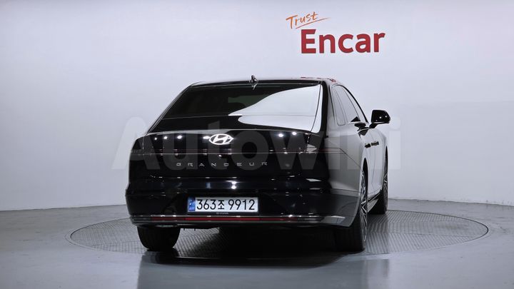 Hyundai Grandeur 2025 — 4