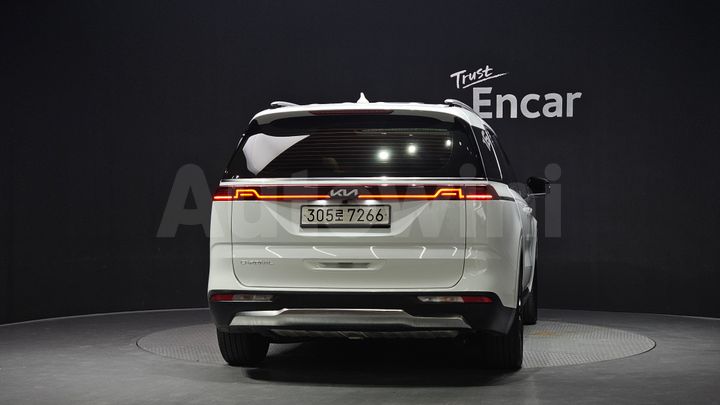 Kia Carnival 2023 — 4