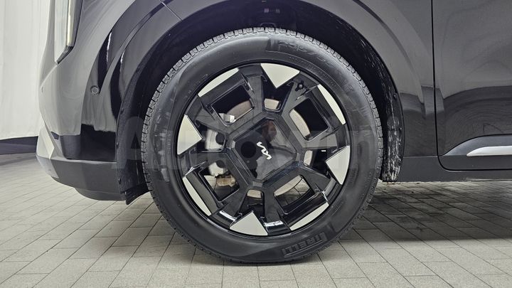 Kia Carnival 2025 — 5