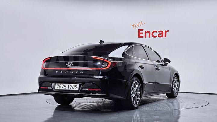 Hyundai Sonata 2022 — 2