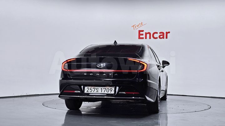 Hyundai Sonata 2022 — 4