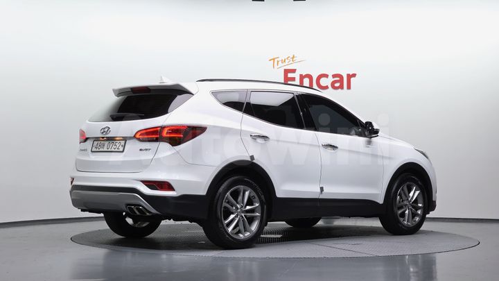 Hyundai SantaFe 2016 — 2