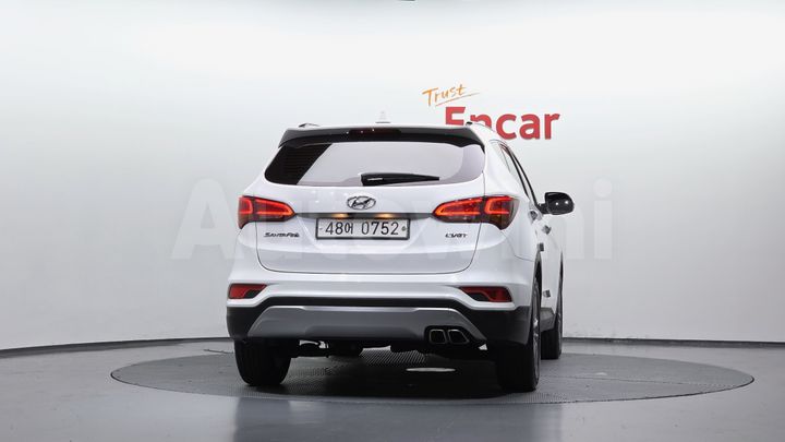 Hyundai SantaFe 2016 — 4