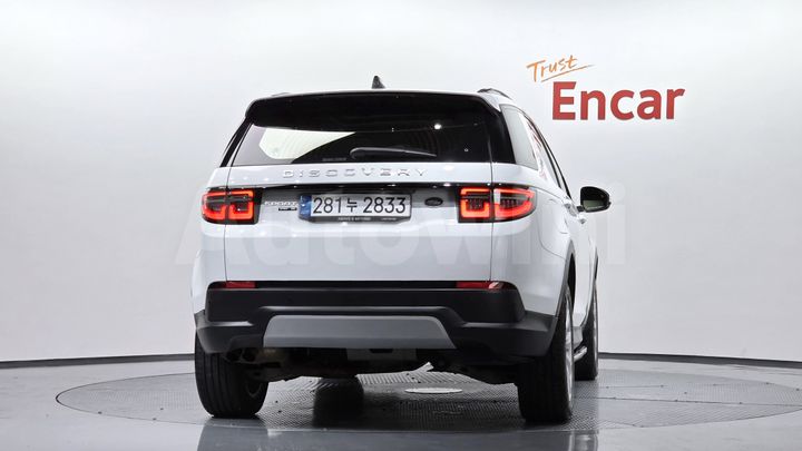 Land Rover Discovery Sport 2020 — 3