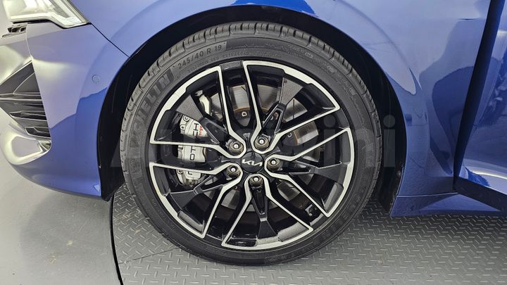Kia K5 2022 — 5