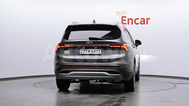 Hyundai SantaFe 2023 — 4