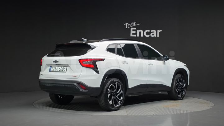 Chevrolet Trax 2024 — 2