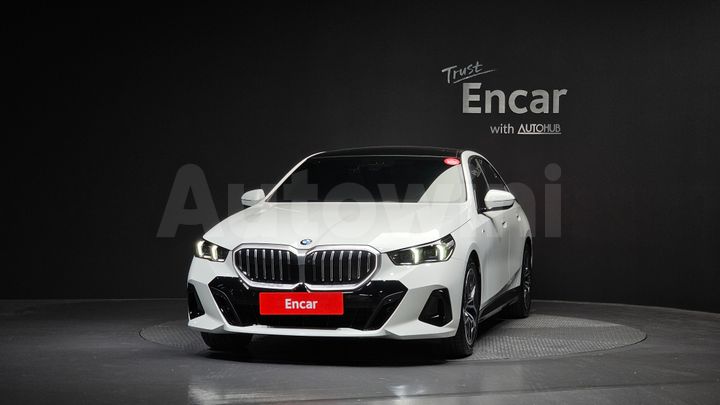 BMW 5 Series 2025 — 3