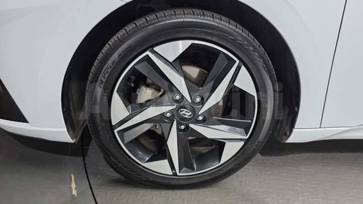 Hyundai Avante 2023 — 5