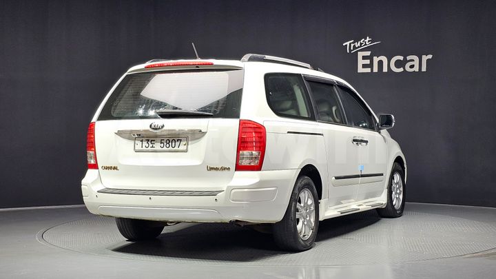 Kia Carnival 2013 — 2