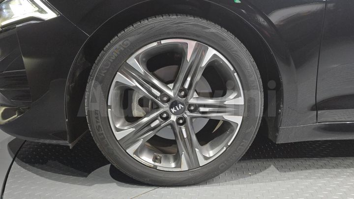 Kia K5 2021 — 5