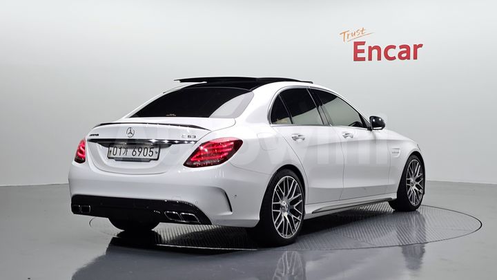 Mercedes-Benz C Class 2018 — 2