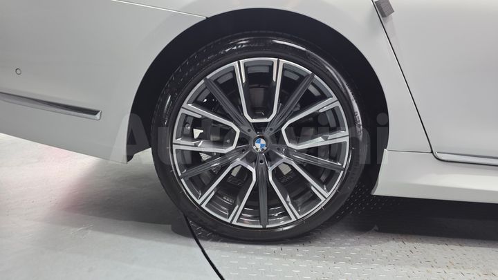 BMW 7 Series 2021 — 5