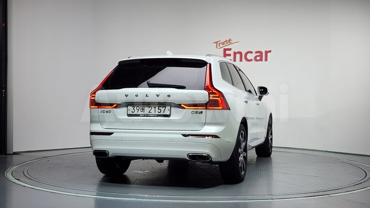 Volvo XC60 2019 — 4