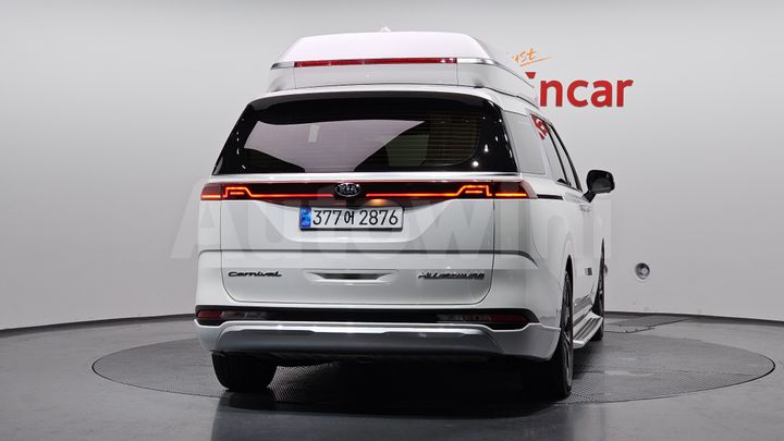 Kia Carnival 2021 — 4