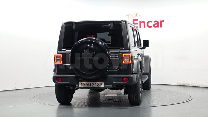 Jeep Wrangler 2019 — 4