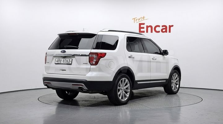 Ford Explorer 2017 — 2