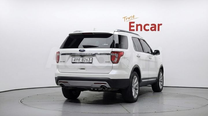 Ford Explorer 2017 — 4