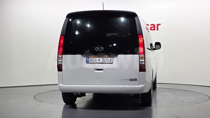 Hyundai Staria 2024 — 4