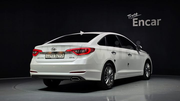 Hyundai Sonata 2015 — 2