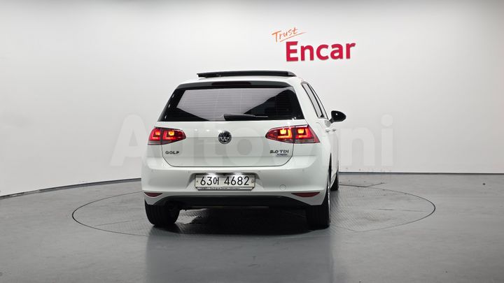 Volkswagen Golf 2015 — 4