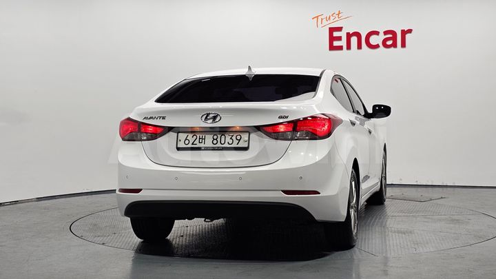 Hyundai Avante 2014 — 4