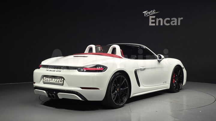 Porsche 718