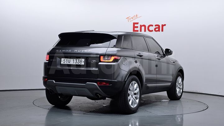 Land Rover Range Rover Evoque 2019 — 3