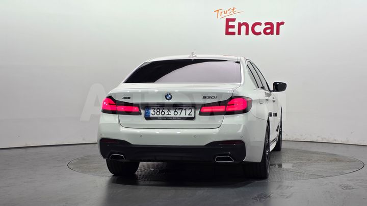 BMW 5 Series 2022 — 4