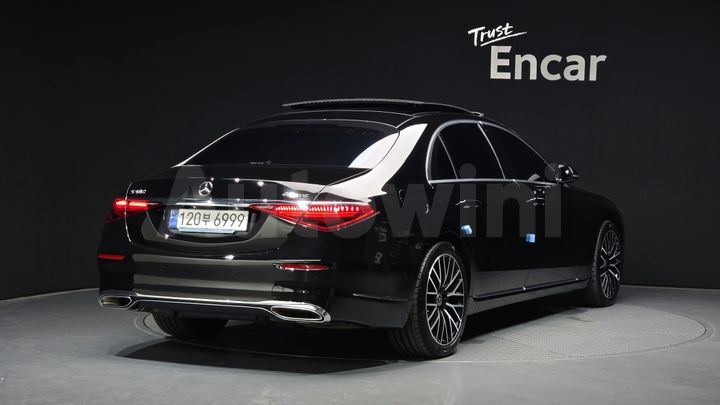 Mercedes-Benz S Class 2024 — 2