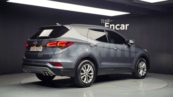 Hyundai SantaFe 2018 — 2