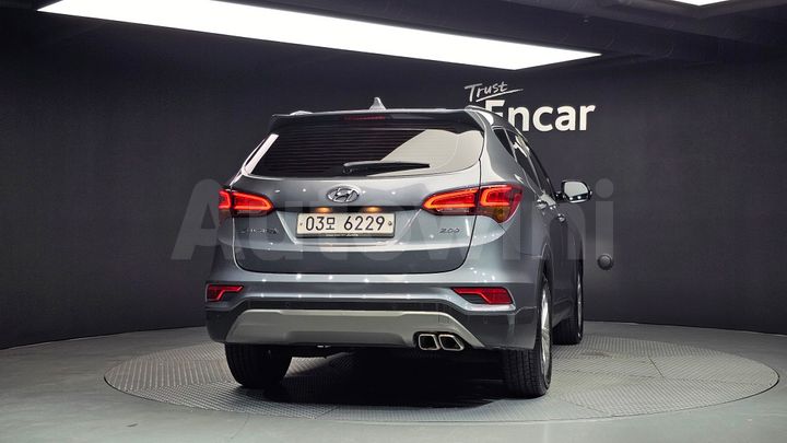 Hyundai SantaFe 2018 — 4