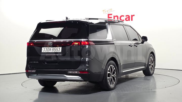 Kia Carnival 2021 — 2