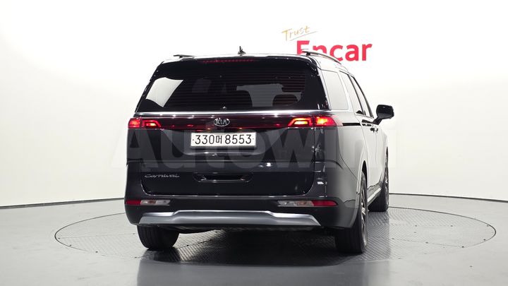 Kia Carnival 2021 — 4