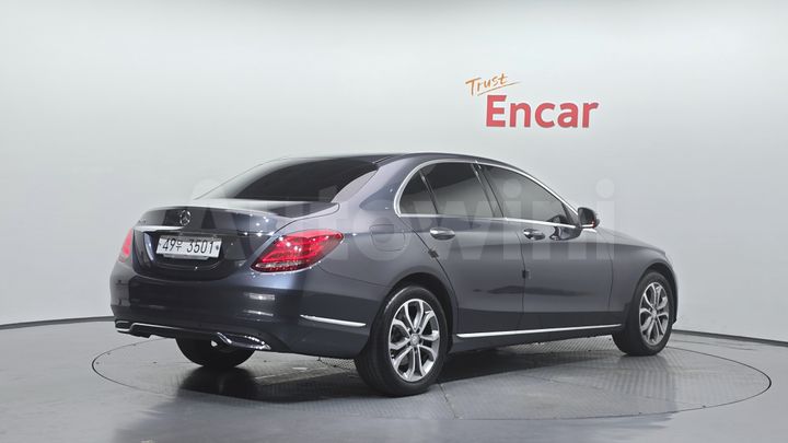 Mercedes-Benz C Class 2015 — 2