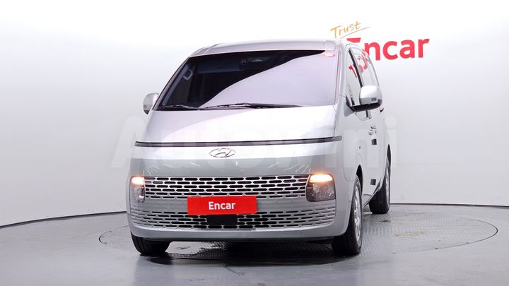 Hyundai Staria 2022 — 3