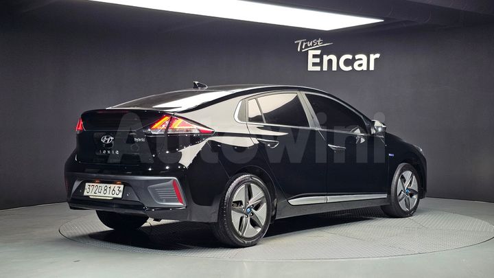 Hyundai Ioniq 2020 — 2