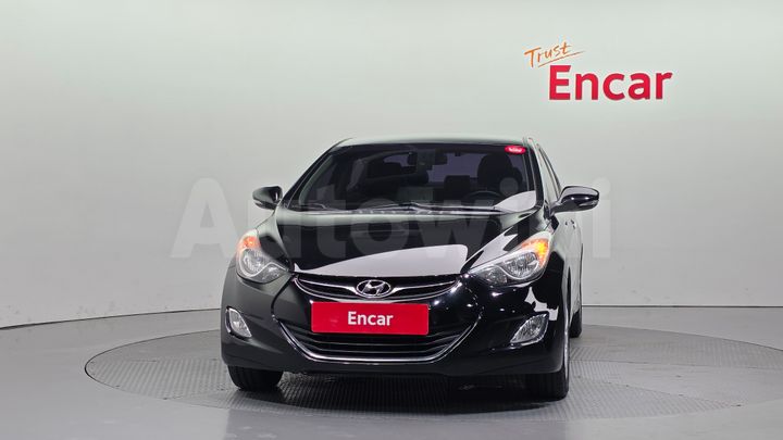 Hyundai Avante 2011 — 3